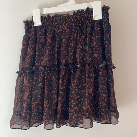 Floral skirt - Picture 6 of 12